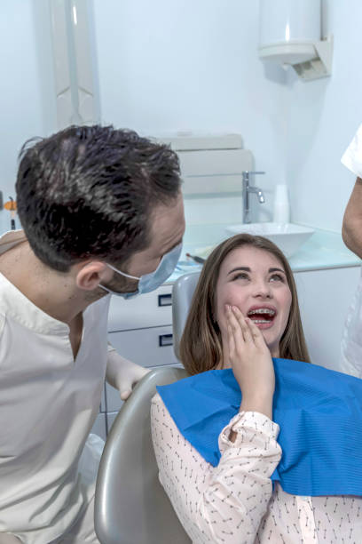 Best Cracked Tooth Emergency Dentist  in Saxonburg, PA